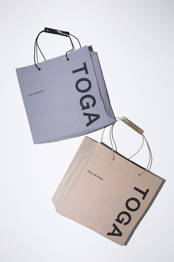 新品　TOGA logo tote bag　ビッグロゴトート　白 Toga Logo Tote Bag – ABoutique Online