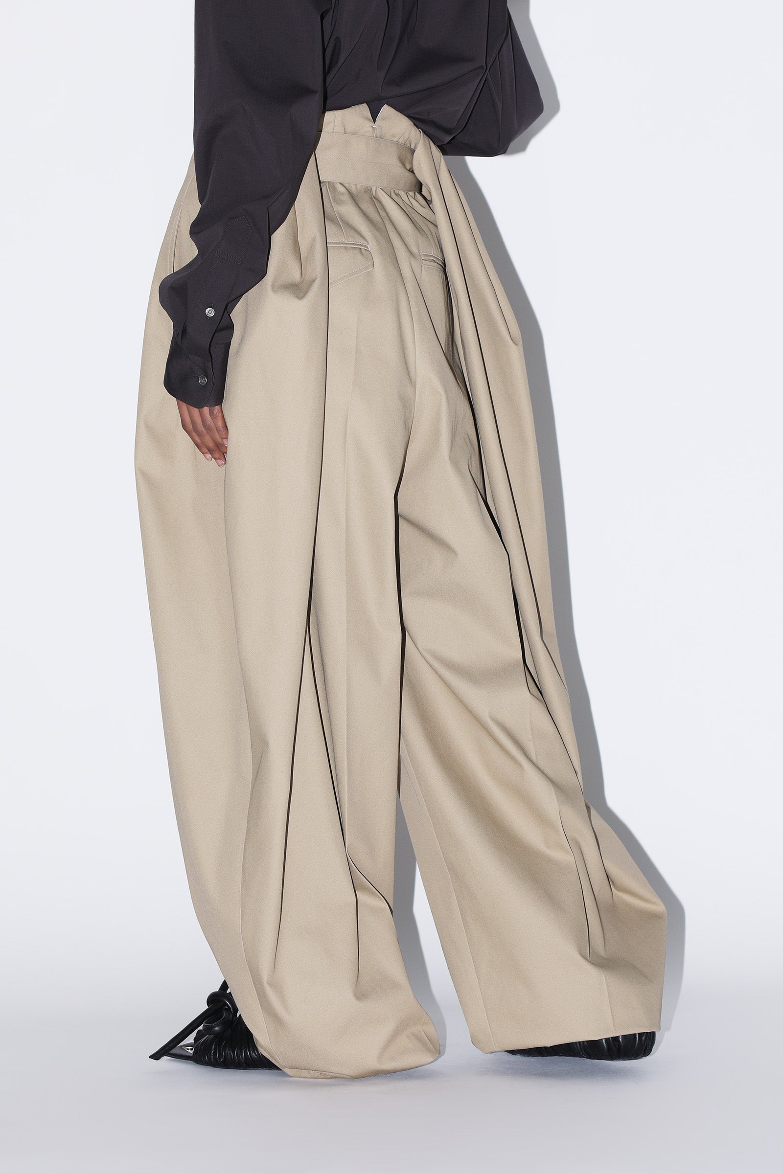 パンツ Toga virilis acetate twill pants パンツ Toga virilis acetate twill pants TOGA VIRILIS Acetate