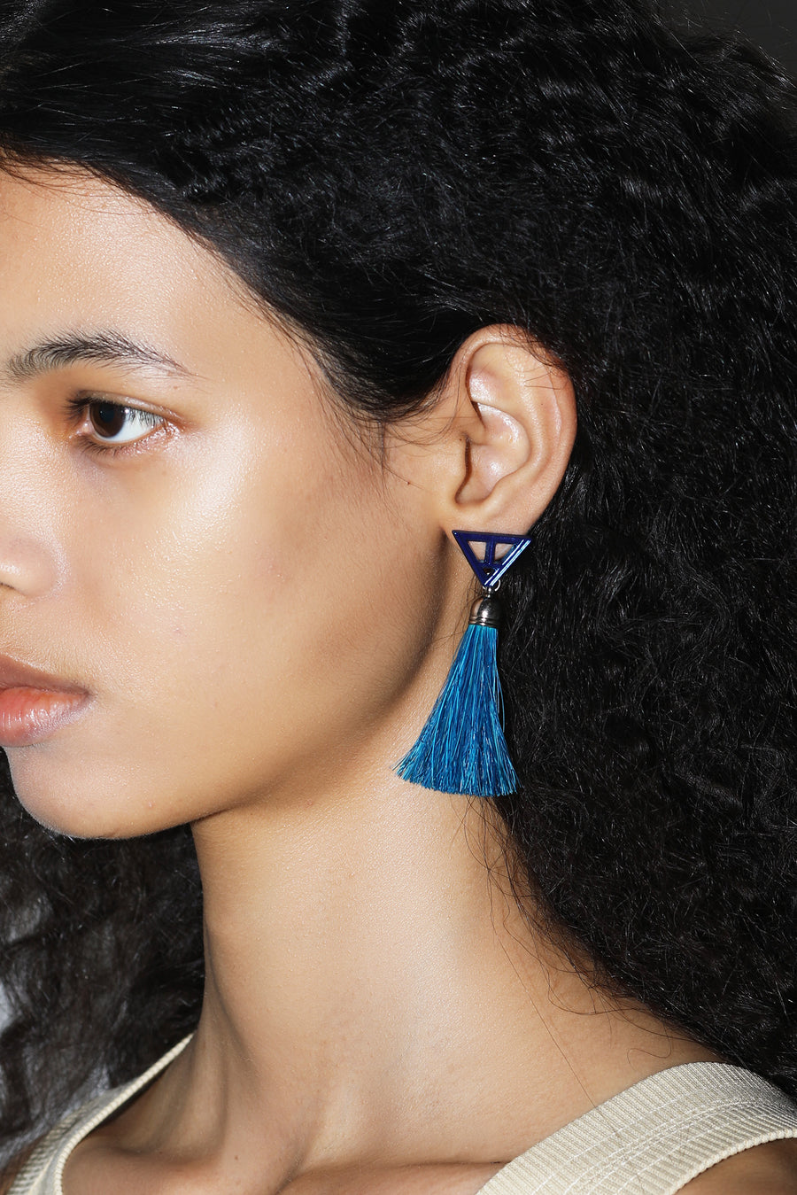 TRIANGLE FRINGE PIERCED EARRINGS