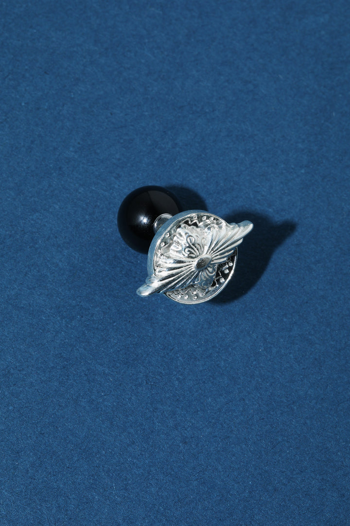 METAL STONE PIERCED EARRINGS ONYX SILVER – TOGA ONLINE STORE